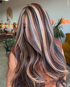 Blonde Hair Carmel Highlight, Carmel Hair Highlight, Calico Hair Blonde, Dark Calico Hair, Calico Hair, Brown Hair With Caramel Highlights, Carmel Brown, Hair Inspired, Split Dyed Hair