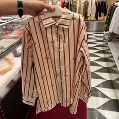 Authentic Nwt Gucci Gg Logo Striped Shirt Kids Size In 8 No Return/Exchange Gucci Spring Collared Blouse, Gucci Collared Blouse For Spring, Luxury Cotton Long Sleeve Blouse, Luxury Long Sleeve Cotton Blouse, Gucci Cotton Long Sleeve Shirt, Gucci Cotton Shirt For Spring, Spring Gucci Cotton Shirt, Designer Gucci Tops For Spring, Designer Red Long Sleeve Tops