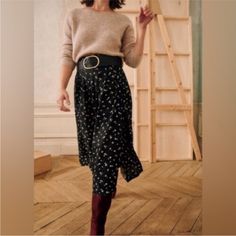 Very Nice Condition Size Fr36 Fits Like S Sezane Lookbook, Style Parisienne, Autumn Trends, Midi Flare Skirt, Dream Style, Work Style, Church Outfits, Mein Style, Dressy Outfits