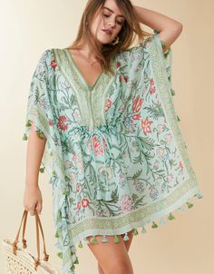 Beach Cover Up Hamilton Floral Block Print from Spartina 449 Block Print Top, Japan Clothing, Floral Block Print, Kaftan Designs, Japan Outfit, Kurti Neck, Spartina 449, Kurti Neck Designs, Portfolio Inspiration