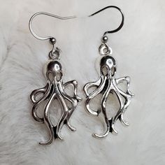 Octopus Earrings These Charms Are Approximately 26x15mm. Brand New And Made From Alloy Metals. #Octopus #Hippie #Boho #Earrings #Goth Handmade Alloy Earrings As Gift, Handmade Adjustable Alloy Earrings, Octopus Earrings, Earrings Goth, Clay Ideas, Earrings Color, Piercing Jewelry, Boho Earrings, Octopus