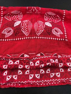 "Vintage 1950's Fast Color RN 15234 red and white bandana. Well worn and lightweight cotton bandana. Fast Color small print. Three finished edges, one selvedge. Perfect fade and wear. A more unusual design and the black has faded quite a bit. Good condition, no major issues. Measured flat: 16\" x 19\"" Vintage Bandana With Bandana Print For Summer, Traditional White Bandana With Bandana Print, Traditional White Cotton Bandana, Retro Bandana With Bandana Print For Festivals, Traditional Cotton Bandana, Red Cotton Bohemian Bandana, Red Bohemian Cotton Bandana, White Bandana, Bellingham Wa