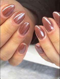 Dip Powder Nails Brown Skin, Fall Transitional Nails, Nail Autumn 2024, Glitter Gradient Nails, Nails Inspired, Pink Glitter Nails, Spring Nail Designs, Subtle Nails, Pearl Nails