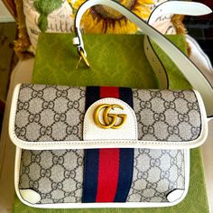 Nwt Gucci Belt Bag Gg - Canvas Belt Bag White Monogram Canvas Bag With Removable Pouch, Gucci Beige Pouch Bag, Beige Gucci Pouch Bag, White Gucci Shoulder Bag With Detachable Strap, White Monogram Canvas Shoulder Bag, Gucci White Shoulder Bag For Everyday Use, White Gucci Shoulder Bag For Everyday Use, White Monogram Canvas Shoulder Bag With Branded Hardware, Gucci White Bag With Removable Pouch