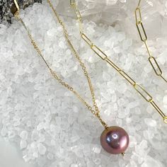 Edison Pearl Necklace Edison Pearls, Pink Lavender, Shades Of Pink, Beautiful Necklace, Pearl Pendant, Gold Beads, Link Chain, Beautiful Necklaces, The Amazing