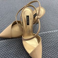 Beautiful Nine West High Hills! Size 8. Never Worn. The Sole Has Some Scratches That Came With The Shoes When I Purchased Them. Excellent Condition! High Hills, Nine West Shoes, The Store, Beautiful Shoes, Nine West, Fashion Shoes, Women Shoes, Cream, Women Shopping