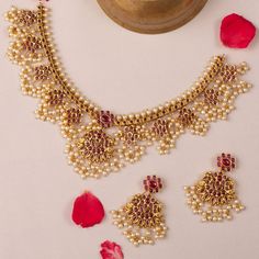 Antique Necklace Set, Pearl Cluster Necklace, Neck Pieces Jewelry, Choker Pendant, Studded Necklace, Kundan Earrings, Love Free, Kids Necklace, Pearl Cluster