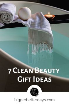 7 Amazing Clean Beauty Gift Ideas for the Skincare Addict #skincare #beauty #giftideas #cleanbeauty #toxinfreebeauty