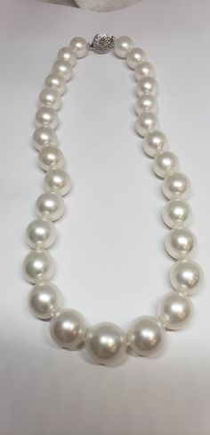 SOUTH SEA PEARL NECKLACE STRAND 18" WITH 14K WHITE GOLD FILIGREE CLASP 13-16MM GRADUATED Luxury Handmade Double Strand Pearl Necklace, Luxury High Luster Pearl Necklace, Formal White High Luster Necklace, Luxury High Luster White Pearl Necklace, Luxury White Single Strand Pearl Necklace, White High Luster Round Bead Necklaces, White High Luster Round Beads Necklace, White High Luster Round Beaded Necklaces, Luxury White Pearl Chain Bridal Necklace