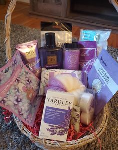 Surprise that special mom in your life with a customized gift basket or box. This is the perfect way to show them you care. *Items in basket or box may slightly differ. Dollar Tree Self Care, Dollar Store Gift Basket Ideas, Self Care Basket, Spa Baskets, Dollar Store Gifts, Diy Care Package, Mothers Day Spa, Care Basket, Spa Basket