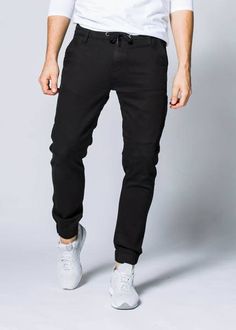 The No Sweat Jogger in Black was created from our flexible N2X fabric, making it the perfect mens jogger for any fast-paced activity. Black Casual Joggers For Running, Casual Black Joggers For Running, Black Sports Joggers With Tapered Leg, Black Tapered Leg Joggers For Sports, Urban Black Tapered Leg Joggers, Black Tapered Leg Sports Joggers, Functional Black Joggers For Streetwear, Urban Stretch Black Joggers, Urban Black Stretch Joggers