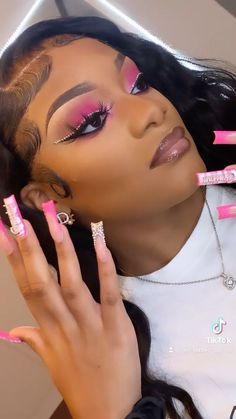 Pink Soft Glam Makeup Black Women, Rhinestones Makeup, Sweet 16 Makeup, Prom Eye Makeup