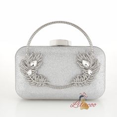 Material: nylonLining material: nylonFashion style of luggage: small square bagLuggage shape: horizontal squarePopular element: chainOpening method: openColor: black, gold, silver, champagne Silver Square Shoulder Bag For Evening, Silver Metal Rectangular Shoulder Bag, Silver Rectangular Metal Shoulder Bag, Rectangular Silver Metal Shoulder Bag, Elegant Silver Square Shoulder Bag, Silver Square Evening Bag, Silver Rectangular Evening Bag With Chain Strap, Silver Metal Rectangular Bag, Rectangular Metal Bag With Chain Strap