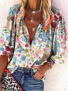 Product Title :Casual V Neck Floral Loose Shirt Product Measurements cm Size US Waist Bust Hip S 6-8 70-74 88-92 96-100 M 10 75-78 93-96 101-104 L 12 79-84 97-102 105-110 XL 14 85-90 103-108 111-116 XXL 16 91-96 109-114 117-122 Product... Over 60 Fashion, Linen Fashion, Grown Women, Loose Shirt, 60 Fashion, Loose Shirts, Women Outfits, Floral Style, Half Sleeves