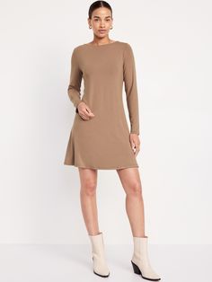 boat neck long sleeves scoop back relaxed fit hits at thigh models are approx.  5'9" and wear sizes s (4), l (12), and xl (18)machine wash according to the care instruction label  . Best Holiday gift for Women , perfect Dresses for Christmas!