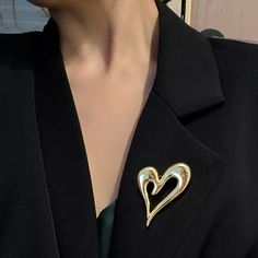 Elegant Sleek Gold Metal Leaning Hollow Heart Statement Brooch Accessory Fashion Jewelry Pin Button Size: 2.25" L X 1.7" W Express Your Personality..You Can Attach To Your Jacket, Coat, Bookbag, Scarf, Sweater, Hat, Shirt, Jeans, Backpack, Bag, Collar, Lapel, Clothing... Etc Gold Heart , Leaning Heart Brooch , Love Heart Pin Bundle To Save On Shipping Trendy Pins As A Gift, Trendy Pins For Gifts, Gold Lapel Pin For Party, Elegant Gold Brooch For Valentine's Day, Elegant Gold Brooches For Valentine's Day, Gold Heart Brooch For Formal Wear, Gold Heart Brooch For Formal Occasions, Gold Heart-shaped Brooch For Formal Occasions, Vintage Heart Brooch