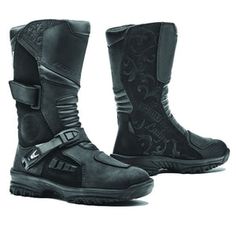 Forma Adventure Boots by Atomic-Moto Lady Boots, Heat Protector, Adventure Boots, Women's Motorcycle Boots, Front Plate, Legging Outfits, Riding Gear, Motorcycle Women, Fishing Outfits