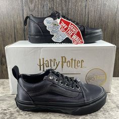 Vans X Harry Potter Old Skool Deathly Hallows Shoes/ Kids Size 13. Condition Is New With Box. Shipped With Standard Shipping. Tie Dye Vans, Glitter Vans, Vans Old School, Leather Vans, Boys Vans, Black And White Vans, Vans Toddler, Leopard Print Sneakers, Skater Shoes