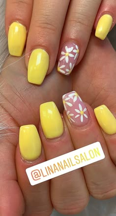 Yellow Nail Ideas, Nails Designs Short, Matte Acrylic Nails, Acrylic Nails Designs, Yellow Nail Art, Yellow Nails Design, Yellow Nail, Tree Nails, Pink Gel