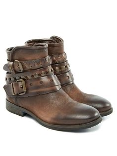 YKX&CO Brown Leather Buckle Ankle Biker Boots Size US 8.5 EU 40 Made in Italy Exclusive Clothing, Biker Boots, Leather Buckle, Biker Boot, Unique Style, Brown Leather, Baskets, Ankle Boot, In Italy