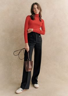 Mid-rise trousers;Straight leg, wide cut;Stitched front pleat and branded back pleat;Zip and button closure;Patch pockets at front, piping at back;Inside leg length 84 cm / 33.1 in (all sizes) Wide Leg Outfit, French Girl Chic, Slacks For Women, Black Wide Leg Pants, Pants Women Fashion, Women Rising, Modieuze Outfits, Parisian Style, Outfit Inspirationen