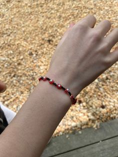 Seed bead bracelet Red And Black Seed Bead Bracelet, Beaded Flower Bracelet, Seed Bead Bracelet, Art Things, Black Seed, Seed Bead Bracelets, Flower Bracelet, Bead Bracelet, Black Beads