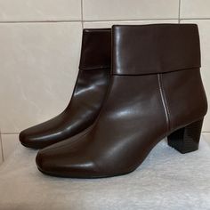 Basic Editions faux leather ankle boots Shoes Basic, Boots With Heel, Beautiful Closets, Womens Basic, Leather Ankle Boots, Shoe Box, Side Zipper, Bootie Boots