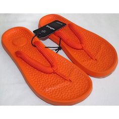 Allbirds Orange Sugar Zeffer 2 Flip Flop Sandals Mens Size 6 Womens Size 8 New With Retail Tags With A Sugarcane-Based Material That’s Soft In All The Right Spots And Cushiony Where It Counts, The Sugar Zeffer Is About To Become Your New Summer Staple. Best For: Casual Strolls, Sunny Skies, Maybe Even A Poolside Soire The Perfect Blend Of Bounce & Cushion Sweetfoam Eva (Made From Sugarcane) Materials: Made With Sweetfoam, Our Proprietary Material Made From Sugarcane And The World’s First Carbon Casual Orange Flip Flops For The Beach, Casual Orange Flip Flops For Beach, Orange Flat Flip Flops Casual Style, Orange Casual Flat Flip Flops, Casual Orange Flat Flip Flops, Summer Staples, Mens Sandals, Flip Flop, Flip Flop Sandals