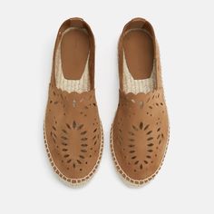 New With Tag Zara Openwork Leather Espadrilles Leather Espadrilles In Taupe. Openwork Detail. Wide Sole. Sole Height: 0.1 Inches Or 2.5 Cm Color: Leather Upper Composition: 100% Cow Leather Lining: 100% Polyester Sole: 100% Thermoplastic Rubber Slipsole: 80% Jute, 20% Cow Leather Suede Espadrilles With Stitched Sole For Beach, Brown Closed Toe Espadrilles With Textured Sole, Brown Suede Espadrilles For The Beach, Brown Suede Closed Toe Espadrilles, Brown Slip-on Espadrilles With Round Toe, Casual Brown Espadrilles With Leather Footbed, Brown Suede Flat Heel Espadrilles, Spring Brown Closed-toe Espadrilles, Brown Closed Toe Espadrilles For Spring