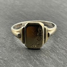 Vintage Scroll Sterling Silver Signet Ring, UK Size W, US Size 11 1/4, EU Size 65, Stamped 9ct On Silver, Front Max Width 12.4mm, Weight 3.62 Grams, Lovely Condition