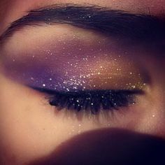 Make Up Yeux, Galaxy Eyeshadow, Galaxy Makeup, Galaxy Eyes, Shimmer Makeup, Make Up Inspiration, Olivia Palermo, Eye Make