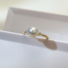 Luxury Handmade Pearl Promise Ring, Classic Yellow Gold Rings With High Luster, Classic High Luster Yellow Gold Rings, Gold Hallmarked Pearl Ring, Classic Gold Pearl Ring With High Luster, Gold Rings With High Luster, Classic Gold Rings With High Luster, Fine Jewelry Yellow Gold Pearl Ring With High Luster, Yellow Gold Pearl Ring With High Luster