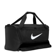 Every good athlete knows they need a good bag to carry all their gear, ensuring they're organized and ready for whatever practice dishes out. With the Nike Brasilia 9.5 Medium Duffel Bag - 60 L, you'll have ample space for all your equipment. Because it has multiple compartments, you can easily keep everything organized and even keep your dirty sneakers separate when you're done for the day.Features: Zippered main compartment to keep the essentials. Separate compartment, ideal for wet, sweaty, o Volleyball Bag, Nike Noir, Sport Nike, 95 Nike, Training Gear, Duffel Bags, Best Bags, School Shoes, Black & White