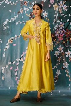 Shop for Niti Bothra Yellow Chanderi Silk Floral Embroidered Kurta And Palazzo Set for Women Online at Aza Fashions Kurta And Palazzo, Embroidery On Kurtis, Palazzo Set, New Address, Pants Fit, Indian Fashion Designers, Pernia Pop Up Shop, Thread Work, Kurta Set