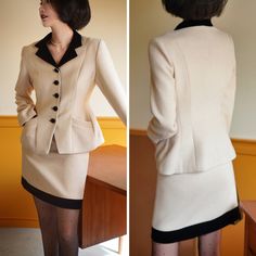 巴里貴婦人のクラシカルジャケットとハーフスカート Classic Long Sleeve Skirt Suit For Tailoring, Cream Long Sleeve Skirt Suit For Formal Occasions, Chic Skirt Suit With Pockets, Chic Long Sleeve Skirt Suit With Pockets, Chic Semi-formal Winter Skirt Suit, Retro Long Sleeve Semi-formal Outerwear, Fitted Office Lady Outerwear, Retro Semi-formal Winter Outerwear, Cream Long Sleeve Skirt Suit For Work