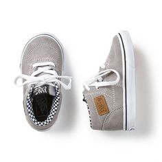 Vans Half Cab | Vans were made to withstand the action of the fiercest skateboarders of the world, which means they'll easily outlast his childhood, too. (No sweat.) Baby Vans, Baby Swag, Toddler Sneakers, Grey Shoes, Tea Collection