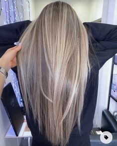 Cold Brown Hair, Best Hair Dye, Blonde Hair Shades, Blonde Hair With Highlights, Haircut And Color, Hair Colours, New Hair Colors, Hair Inspo Color