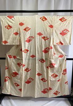 Vintage kimono from Japan. Very cute Kimono in beautiful pattern. 【Measurements (laying flat)】 Length 150cm (59.06") except for collar parts Back Width 57cm (22.44")  Cuff to cuff 129cm (50.79")  Maehaba 24.5cm (9.65") Ushirohaba 28.5cm (11.22") Weight 570g 【Condition】 Used: There are some damages, stains on the sleeves as you see in the pictures. *It is vintage item,there may be small scratches, spots 【CARE】 Dry clean only 【Shipping】 Standard mail: With tracking number, 5-10 business days. Expr Traditional Long Printed Kimono, Long Printed Traditional Kimono, Long Patterned Printed Kimono, Traditional Long Kimono With Floral Print, Traditional Long Floral Print Kimono, Traditional Patterned Kimono For Spring, Traditional Red Printed Kimono, Traditional Patterned Spring Kimono, Traditional Floral Print Kimono For Tea Ceremony