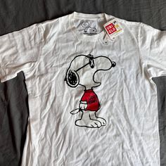 Please Note This Is New With Tags, But There Is Some Minor Yellowing On The Inner Collar. Please Note It Is Not From Wear. Kaws Snoopy, Kaws White, Heart Tee Shirt, Uniqlo Shirt, Sesame Street Cookie Monster, Vintage Snoopy, Note It, Heart Tee, Logo Tees