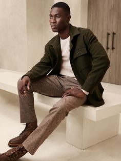 Thanksgiving Outfits For Men, Green And Brown Outfit Men, Men’s Christmas Outfit, Mens Christmas Outfit, Well Dressed Men Casual, Black Men Fall Fashion, Earth Tone Outfits Men, Mens Fall Outfit, Men Fall Fashion