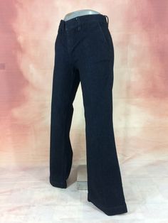 "Size 30 Vintage Lauren Jeans by Ralph Lauren Women's Bareback Wide Leg Denim Pants W30 L32 Medium Waisted Bootcut Jeans Girlfriend Jeans Mom Jeans Made In Hong Kong. Brand: Lauren Jeans by Ralph Lauren Size On Tag marked 4 but fits more like 30\" waist, 10.75\" rise, 22.5\" thighs, 38\" hips, 32\" inseam,! Fits a size 30, but check your measurements and compares the measurement with your garment. (see full measurement below) Recommended modern size: 30\" (30x32) Material : Cotton 98%, Elastane Dark Wash Mid-rise Cotton Flare Jeans, Mid-rise Dark Wash Cotton Flare Jeans, Fitted Dark Wash Wide Leg Flare Jeans, Classic Dark Wash Wide Leg Pants, Classic Full-length Cotton Jeans, Classic Dark Wash Cotton Flare Jeans, Casual Flare Jeans With Standard Cut Leg For Work, Retro Stretch Full-length Jeans, Retro Stretch Full Length Jeans