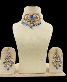 Description: Embrace the splendor of tradition and elegance with this stunning Polki Diamond Jewelry Set, meticulously crafted in 18K gold. This luxurious set includes a beautifully designed necklace and matching earrings, featuring uncut Polki diamonds that capture the essence of timeless beauty. The necklace is a statement piece, showcasing an intricate design that drapes gracefully around the neck. Each Polki diamond is carefully set to reflect light from every angle, creating a mesmerizing effect that enhances any outfit. The matching earrings are designed to complement the necklace perfectly, offering a sophisticated drop style that adds a touch of glamour to your look. This Polki Diamond Jewelry Set is more than just an accessory; it's a celebration of heritage and craftsmanship. Ide Diamond Jewelry Set, Polki Necklace, Necklace Women, Indian Designer, Intricate Design, Indian Design, Necklace Earring Set, Set For Women, Designer Earrings