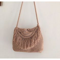 Casual Crochet Fringe Bag For Travel, Casual Summer Bags With Fringe, Casual Summer Fringe Bag, Casual Beach Bags With Fringe, Summer Beige Tassel Shoulder Bag, Casual Summer Shoulder Bag With Fringe, Bohemian Crochet Bag With Fringe For Travel, Beige Crochet Bag With Tassels For Travel, Beige Tassel Straw Bag For Beach Season