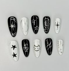 "At Nailbox, we offer custom-fit nails tailored to your exact measurements! If you need help determining your nail size, feel free to message me for guidance. Each kit includes nail glue, a mini file, and alcohol wipes for easy application. Size Guide: XS: 3 (14mm), 6 (11mm), 5 (12mm), 7 (10mm), 9 (8mm) S: 2 (15mm), 5 (12mm), 4 (13mm), 6 (11mm), 9 (8mm) M: 1 (16mm), 5 (12mm), 4 (13mm), 6 (11mm), 8 (9mm) L: 0 (18mm), 4 (13mm), 3 (14mm), 5 (12mm), 7 (10mm) How to Apply: Shape your nails with the m Plague Doctor Nails, Ateez Nails Designs, Punk Nail Designs, Soul Eater Nails, Kpop Inspired Nails, Gojo Nails, Jjk Nails, 2d Nail Art, Gothic Cats