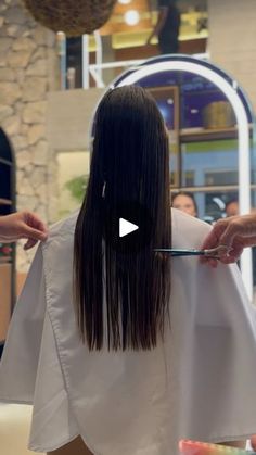 1.5M views · 11K reactions | O que está faltando para ser a sua vez? ❤️✂️

#cortefeminino #cabelocurto #visagismo #cortedecabelocurto #hairtransformation | Thiago Ximenes | iamodnp · Chihiro (ODNP Remix) Medium Hair Cuts, Helpful Hints, Hair Stylist, Bangs, Hair Cuts, Hairstyles, Hair Styles, On Instagram