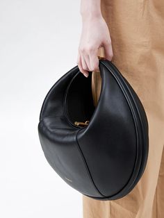 Large Luna Bag | Versatile Elegance for Every Occasion – Songmont Luna Bag, Soft Classic, New Version, Guinea Bissau, Papua New Guinea, Mozambique, Nappa Leather, Fun Bags, Haiti