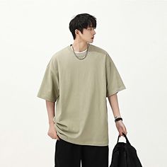 This oversized drop shoulder t-shirt is perfect for a laid-back casual look. The comfortable fit allows you to wear it alone or layer it over or under other items. Its versatility makes it an ideal choice for any occasion, easily matching with any type of pants.
Gender: MenMaterial: CottonClothing Length: RegularSleeve Length: Short Sleeve Style: Drop ShoulderCollar: Round Neck Trendy Plain T-shirt For Everyday, Relaxed Drop Shoulder Everyday T-shirt, Casual Boxy Fit T-shirt For Everyday, Casual Cotton T-shirt With Basic Design, Oversized Plain T-shirt For Streetwear, Basic Plain Drop Shoulder T-shirt, Casual Solid Color Boxy Fit T-shirt, Oversized Casual Tops Basic Style, Casual Boxy Fit Top