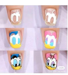 Daisy Duck Nails, Donald Duck Nails, Printable Nail Art Practice Sheet, Printable Nail Art, Character Nails, Chi Bi, Duck Nails, Cartoon Photo