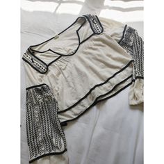 New Fall 2023 Collection. Beautiful Boho Free People Slouch Oversized Style Top With Embroidery. Super Soft And Cozy. Xs Fits A S/M Too. Brand New. Casual Embroidered Off White Tops, Casual Cream Embroidered Tops, Summer Beige Top With Geometric Embroidery, Beige Top With Geometric Embroidery For Summer, Beige Geometric Embroidered Top For Summer, Chic Embroidered Cropped Top, Chic Cropped Embroidered Tops, Black Casual Top With Geometric Embroidery, Casual Black Tops With Geometric Embroidery