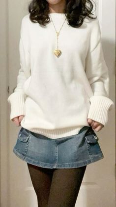 #aesthetic #clothesinspo #outfit #girly Downtown Outfits, Mode Inspo, Cute Everyday Outfits, Really Cute Outfits, Cute Simple Outfits, Outfit Inspo Fall, Girly Outfits, Casual Style Outfits, Looks Vintage